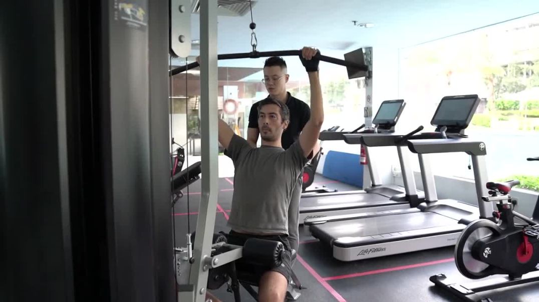 ⁣Personal Gym Trainer Singapore  Rodandac