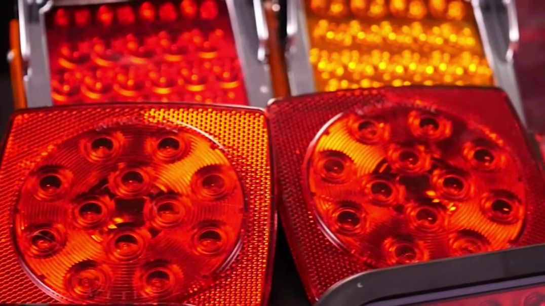 ⁣Bright and Durable Trailer Lights for Safe Towing - LIMICAR