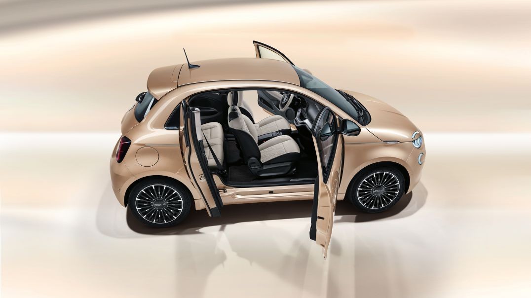 ⁣New Fiat 500 3+1 – Open to change