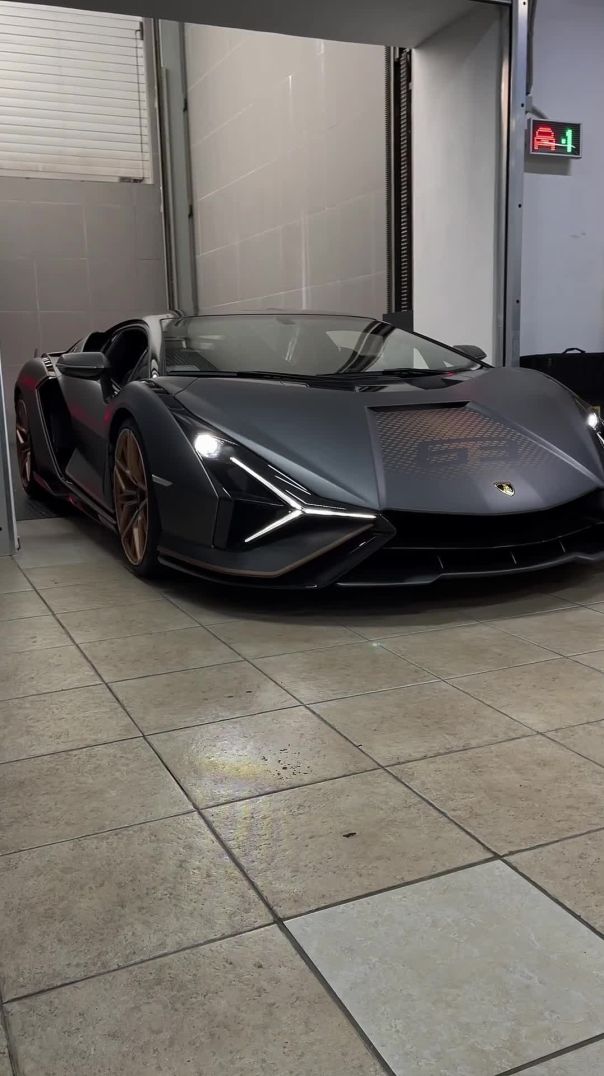$4 MILLION Lamborghini SIAN - 819 hp #shorts #lamborghini #sian #supercar #lambo #aventador #urus