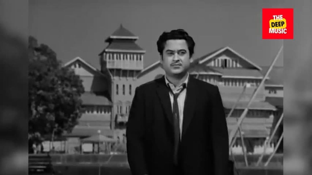 ⁣Mere Mehboob Qayamat Hogi | Movie: Mr. X in Bombay | Singer: Kishore Kumar |