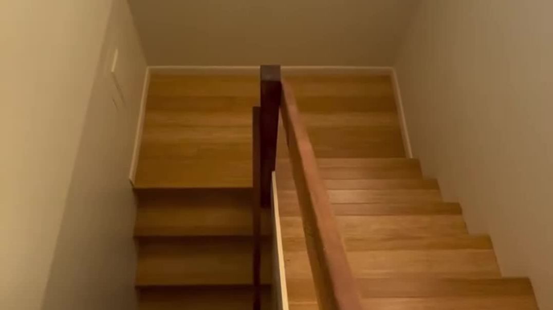 ⁣27 seconds to show the difference of stairs before and after installing bamboo flooring