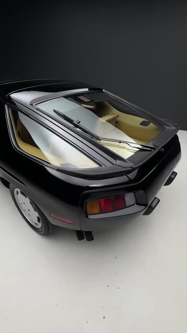 Steve Jobs owned a 928. So did Stanley Kubrick. For those who think different, here's a 5-Speed