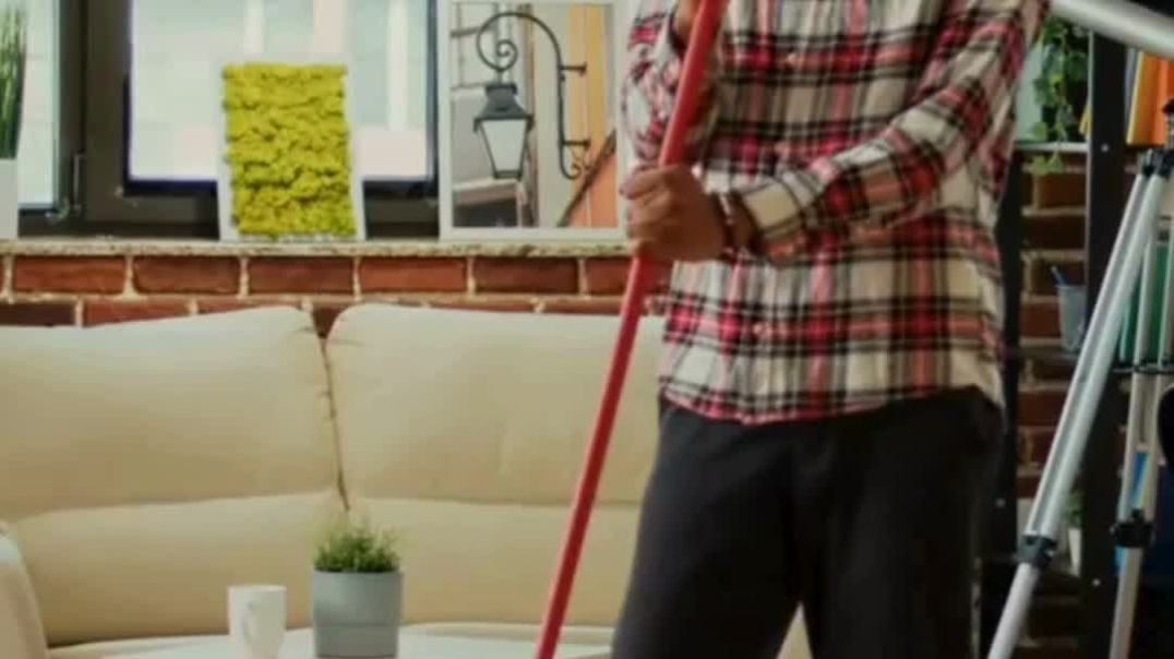 ⁣The Mop & Broom: Your Secret Weapon for a Clean & Stress-Free Home