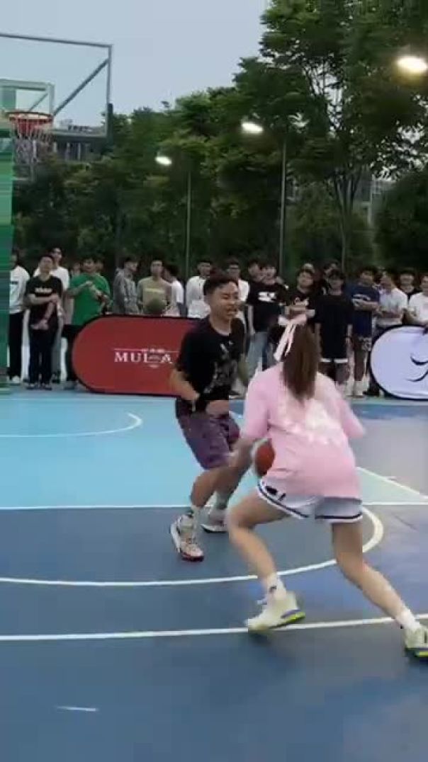 如何當一個合格的球場混子 😱 #basketball #篮球 #douyin #美女