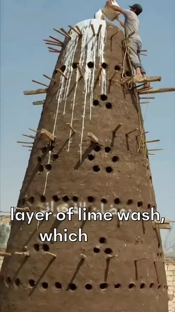 Unveiling Ancient Tower Techniques: Jars in Desert Architecture!