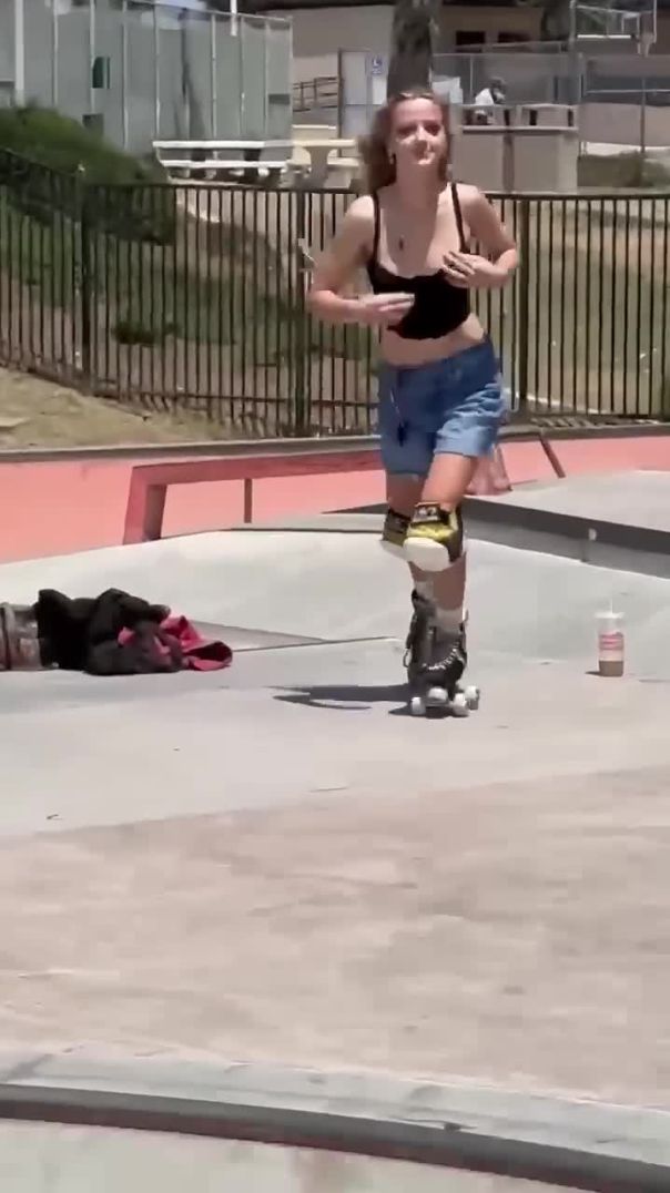 LV Rollerskate Vibes 💫 | Girl Power on Wheels at the Skatepark 🛼💥