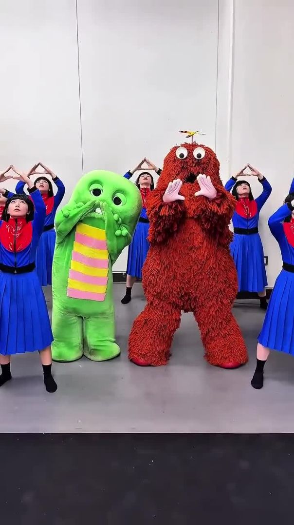 OKP Cipher ft. ガチャピン & ムック – Surreal Bars & Avant-Garde Moves