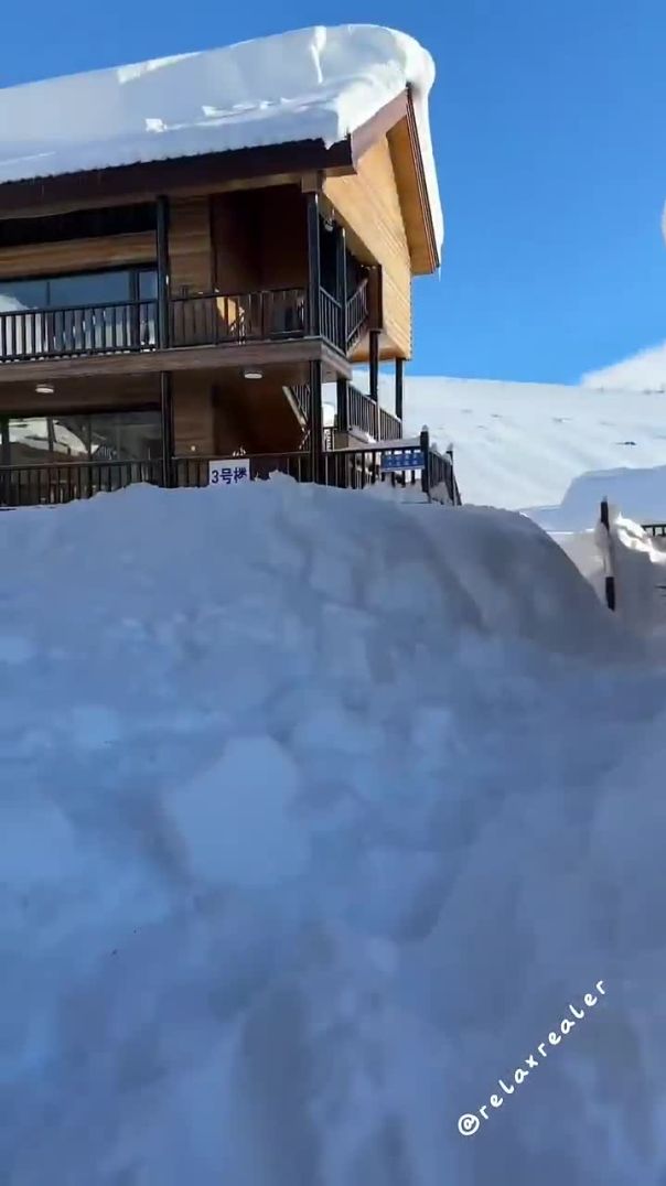 Satisfying Snow & Ice Removal – ASMR Winter Cleanup ❄️🧹😂