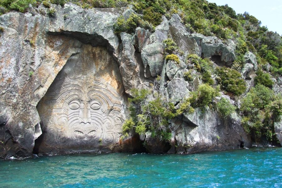 Essential Tips for Visiting New Zealand’s Most Sacred Maori Sites