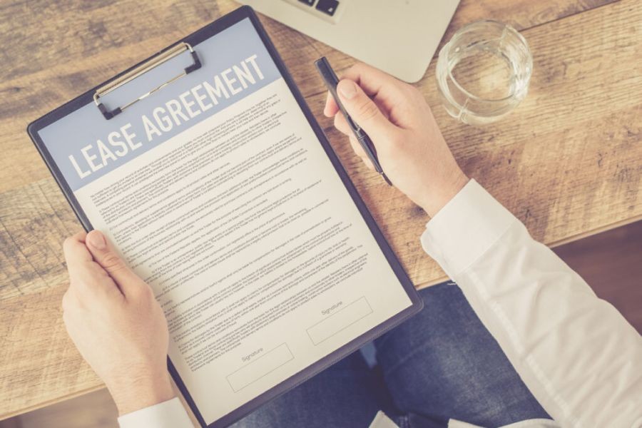How Many Australians Actually Read Their Lease Agreements? – What It Could Mean for Everyday Australians