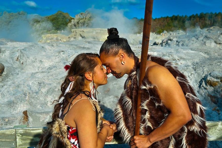 How to Properly Honor Maori Elders and Leaders in Cultural Settings
