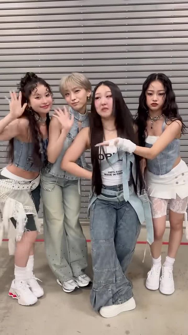 HANA ‘ROSE’ 🌹🤍 – DayDay SUPER LIVE 2025 Performance Highlight