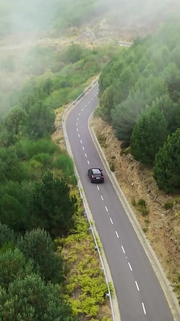 A Drone That Follows Your Car? Perfect for Road Trip Vlogs! 🙌 | DJI Air 3S 🎬
