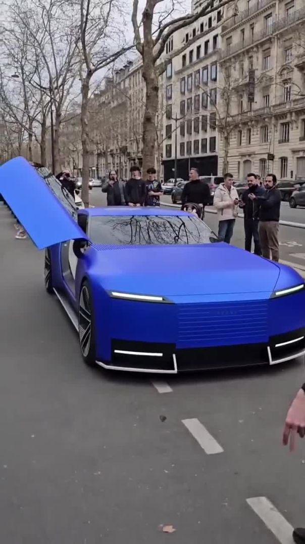 Jaguar Type 00 Revealed in Paris — A Lucky Front-Row Experience! 😍🇫🇷