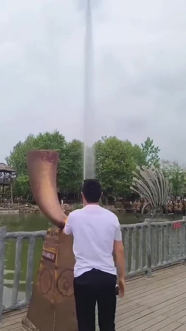 Water Fountains Powered by Screams?! 😱💦