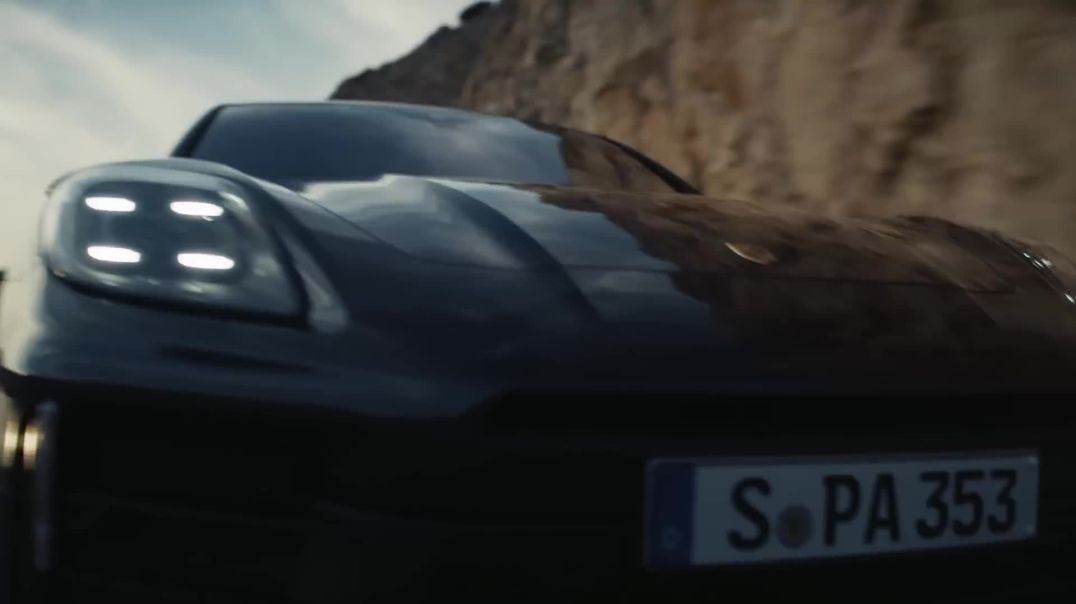 New Porsche Panamera 4: Kiwi Luxury Meets the Freedom to Express Yourself