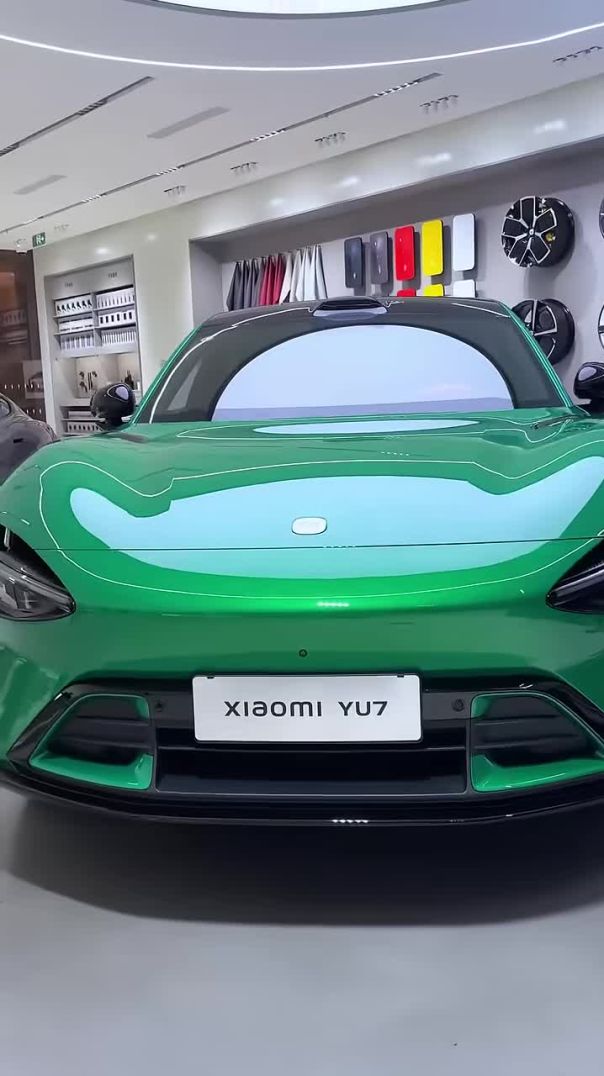 All-New 2025 Xiaomi YU7 EV Unveiled 🚘⚡ | Auto China Exclusive