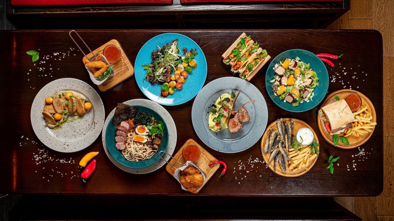 Traditional New Zealand Dishes vs International Fusion Cuisine: What’s Better?