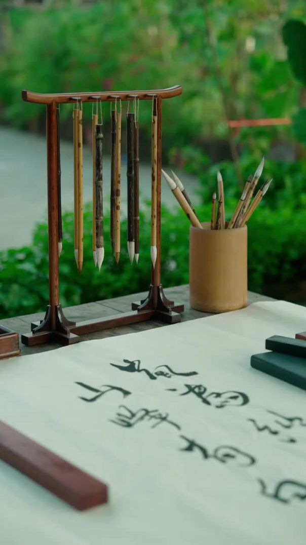 Chinese Calligraphy Brushes (毛笔): Ancient Writing Tools Inspiring Artists and Learners in New Zealand