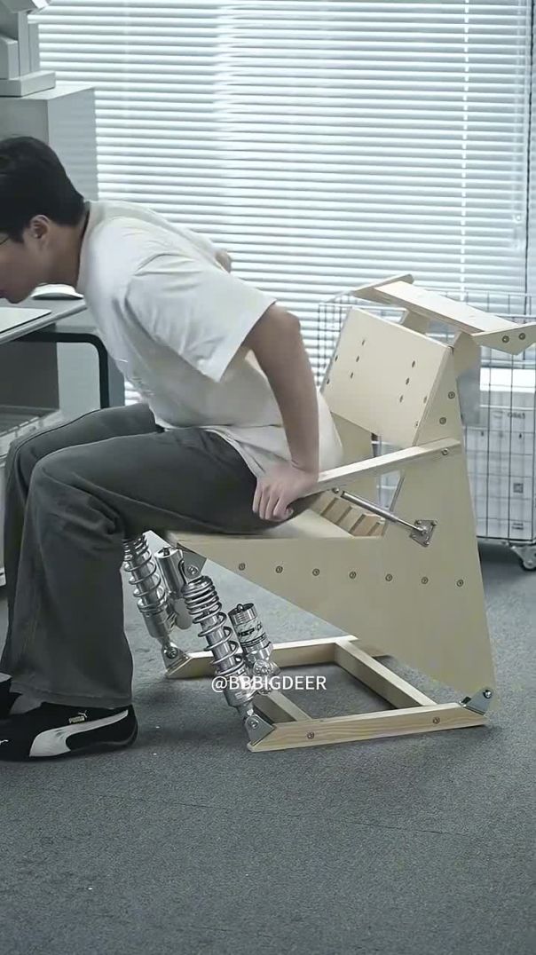 Could This Be the Ultimate Shock-Absorbing Ergonomic Chair? 💺⚡