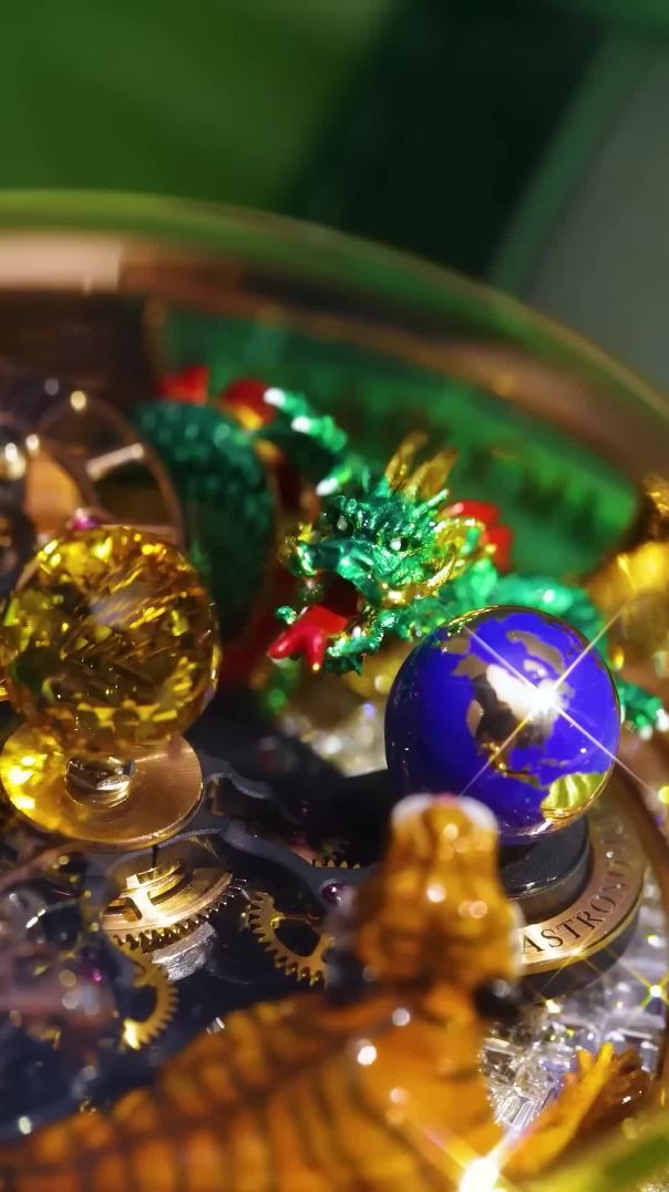 Jacob & Co. Astronomia Solar “Baguette Dragon & Tiger” 🐉🐅✨