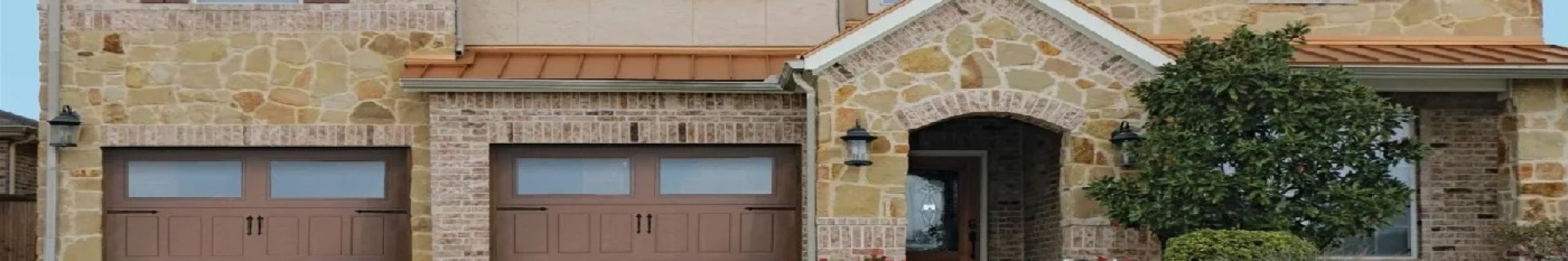 Mayflower Roofing & S 