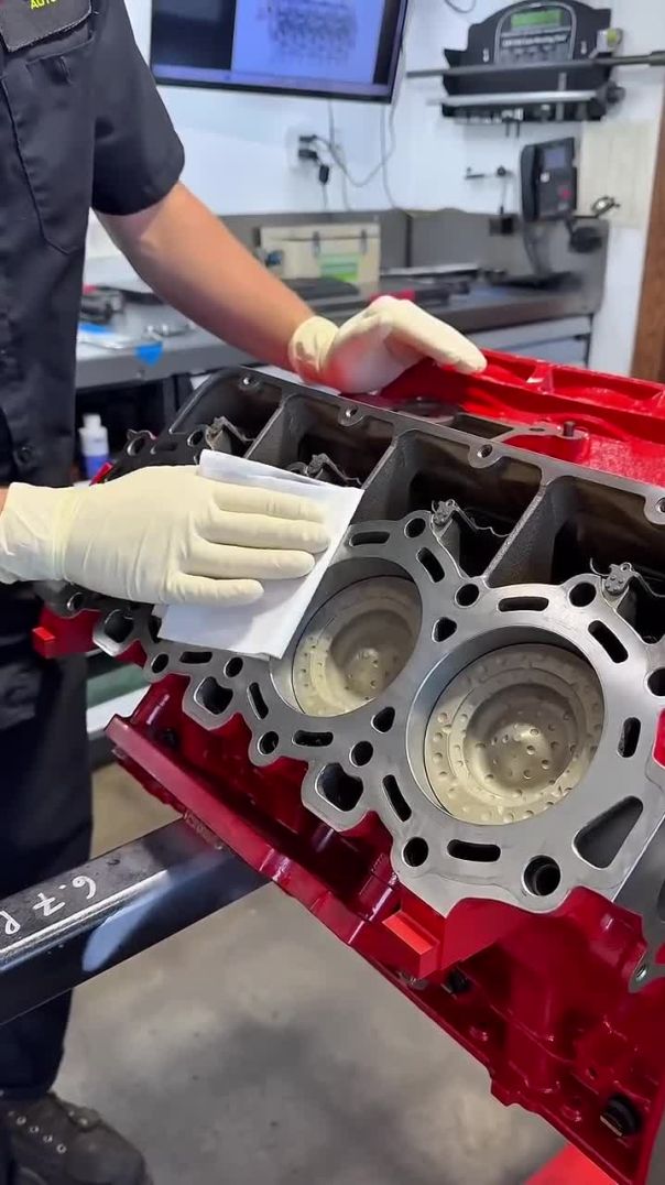 6.7L Ford Power Stroke Juggernaut 💪 | Bobby the Engine Slayer Strikes Again!