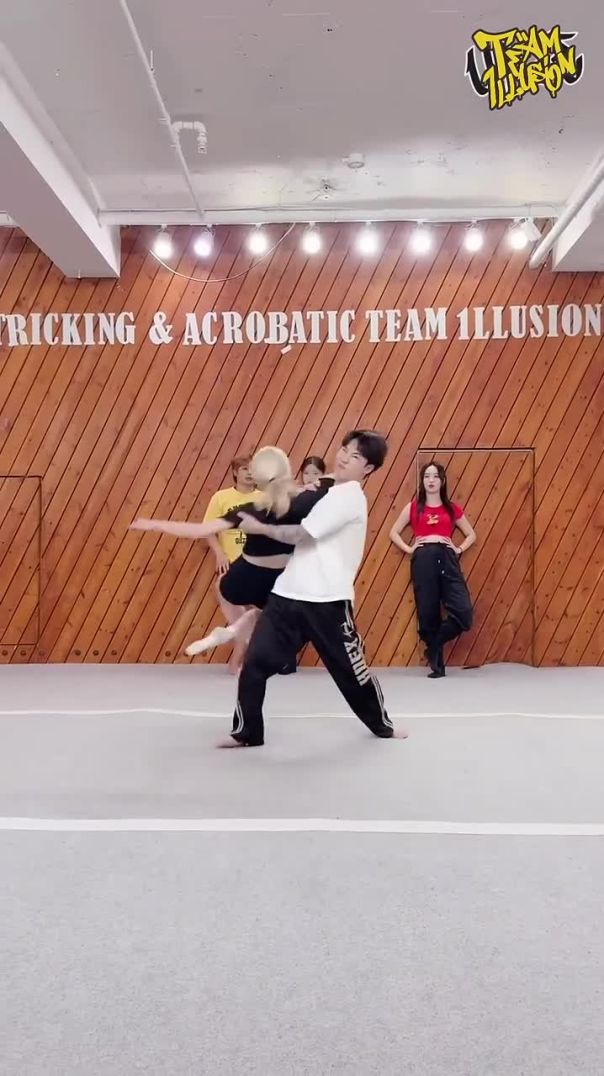 How Do They Even Do This⁉️😱 Insane Partner Challenge!