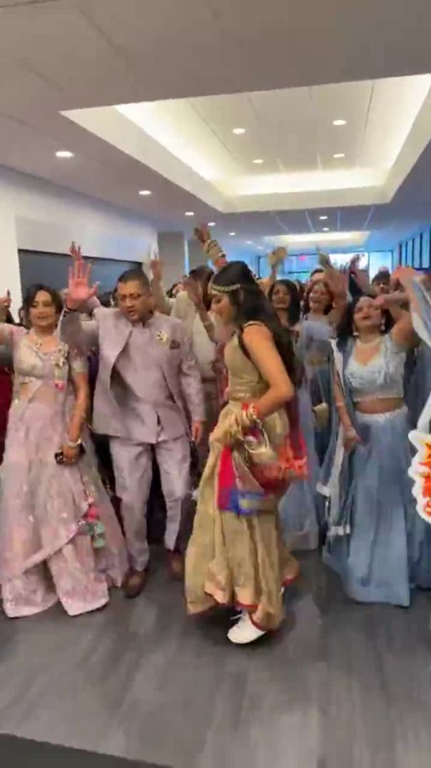 Live from Huntsville, AL for Pooja & Shivam’s Baraat!!!