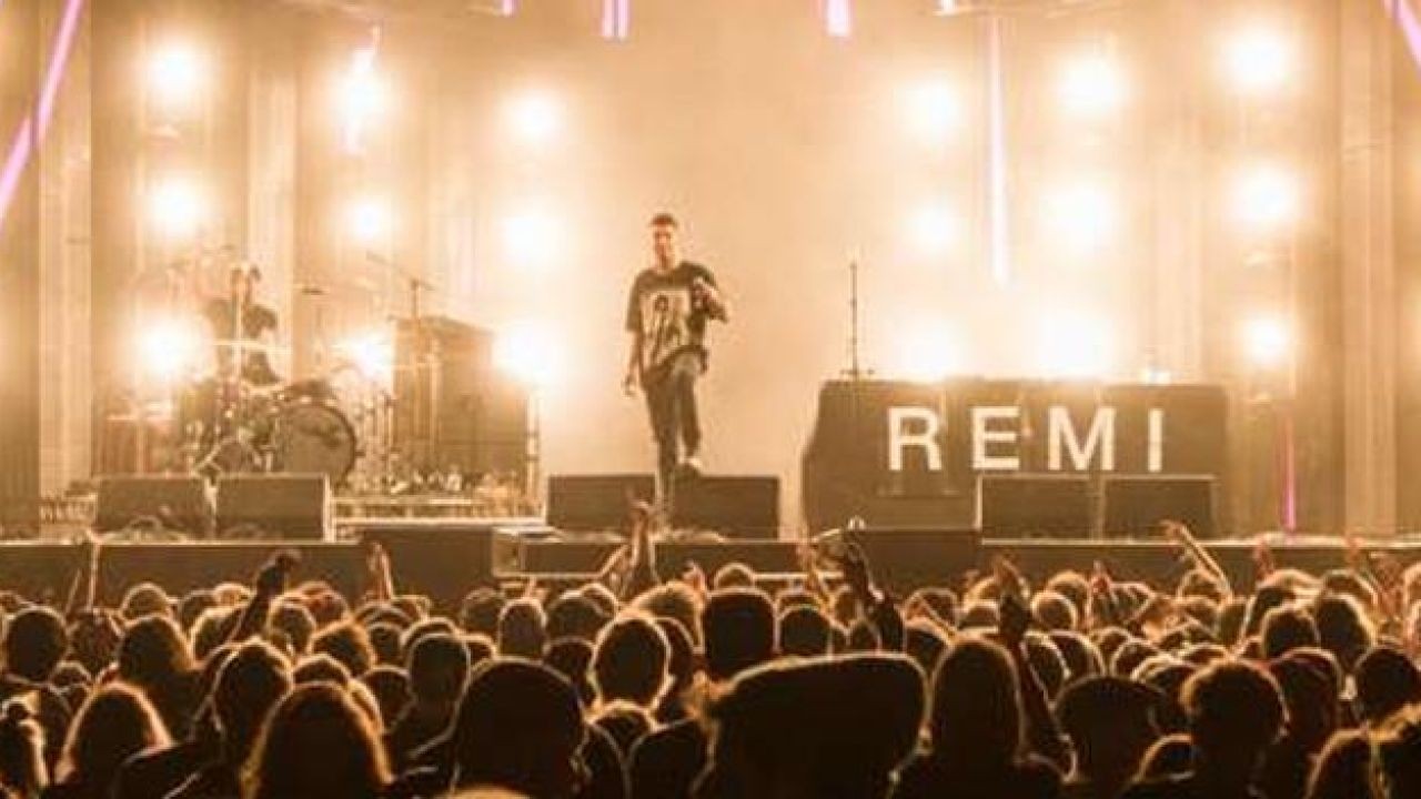 The Early Days of New Zealand’s Music Scene and Its Rise to International Fame – Everything Changing in New Zealand Right Now