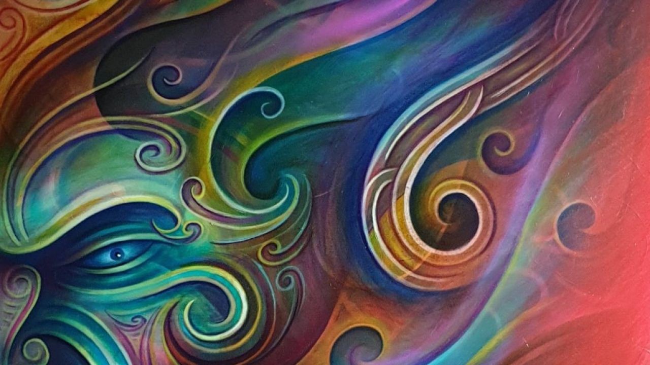 New Zealand’s Contemporary Art vs. Traditional Māori Art: What’s More Relevant? – The Key to Unlocking Success in NZ