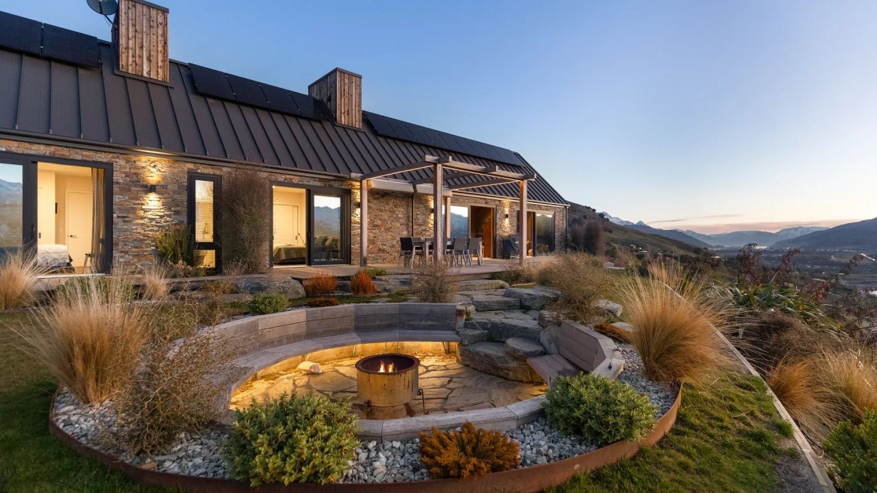How Winter Luxury Retreat Videos Attract Upscale Tourists to New Zealand