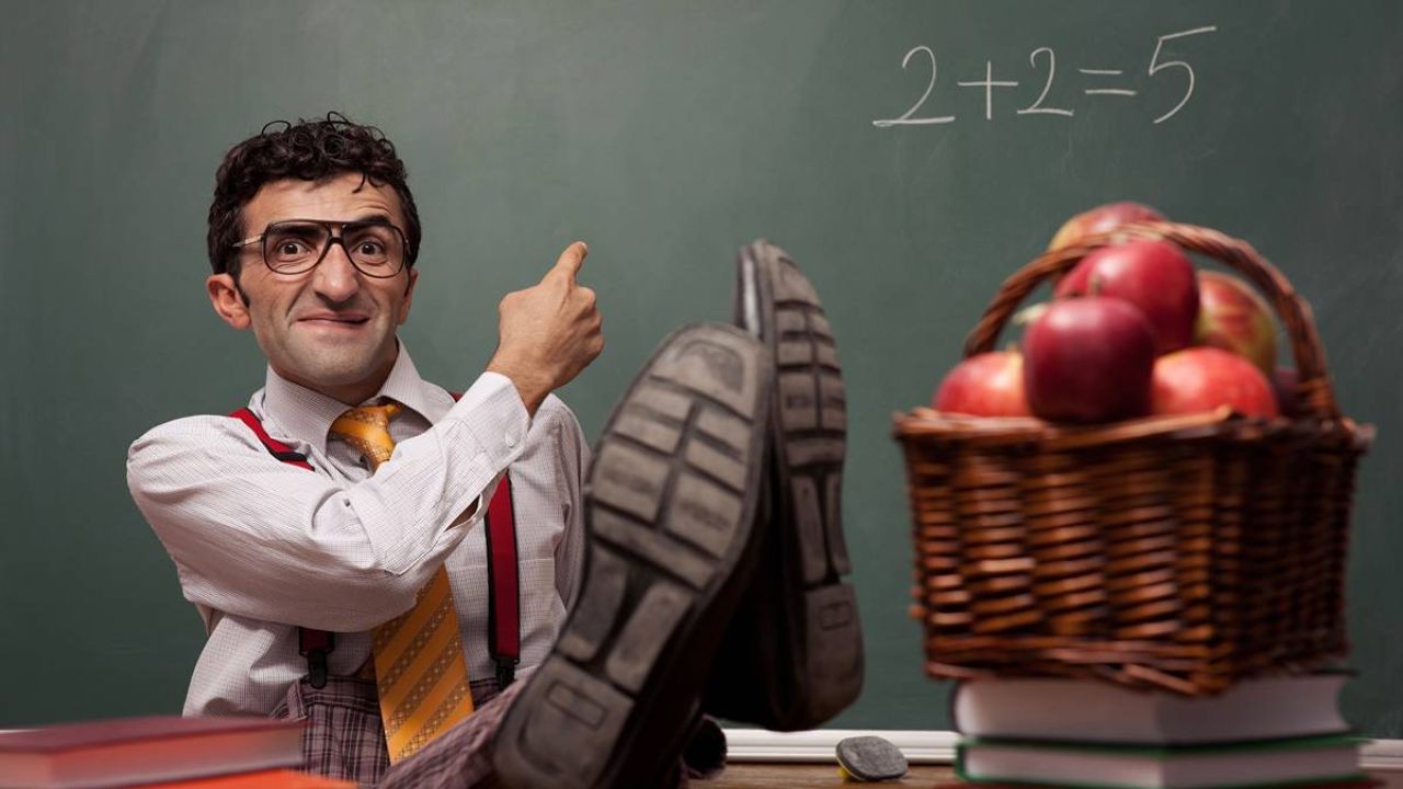 Why Smart Investors Are Moving Their Money Overseas – What They Don’t Tell You in Business School
