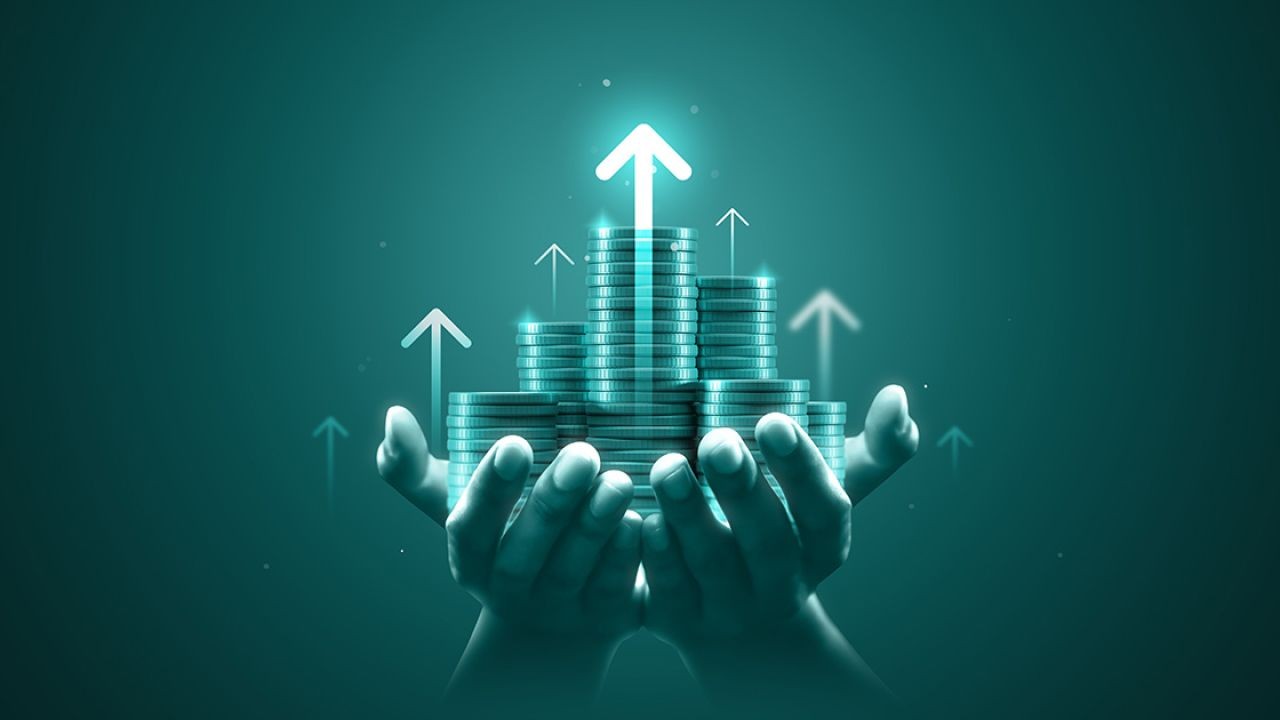 The Crazy Investment Strategies That Actually Made Millionaires – (And Why You Should Care in 2025)