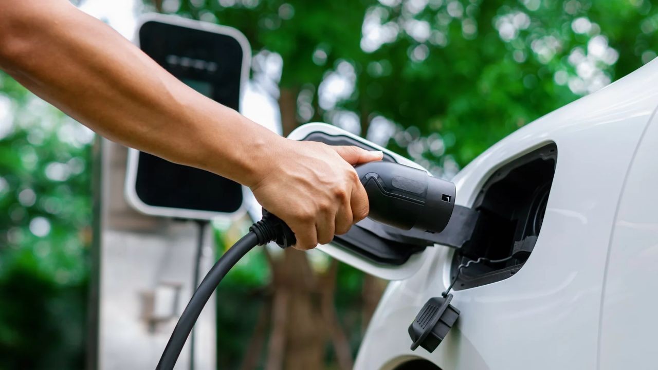EV Charging and Maintenance Tips Videos Helping Kiwi Drivers Transition