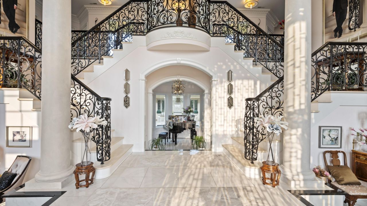 The Secretive World of Off-Market Luxury Home Sales in Melbourne – Why It’s the Buzzword of 2025 in Australia