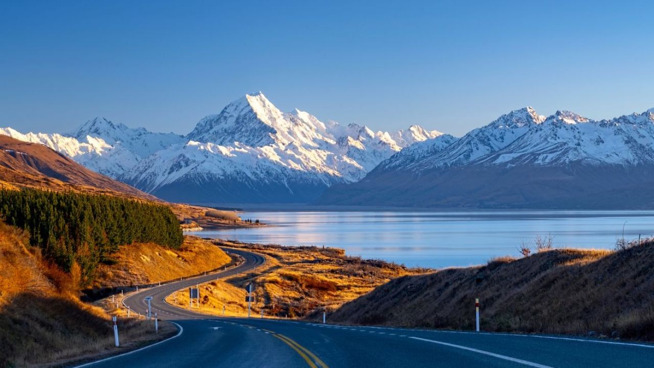 The Most Scenic Drives in New Zealand You Must Try – What You Need Before Everyone Else Jumps In