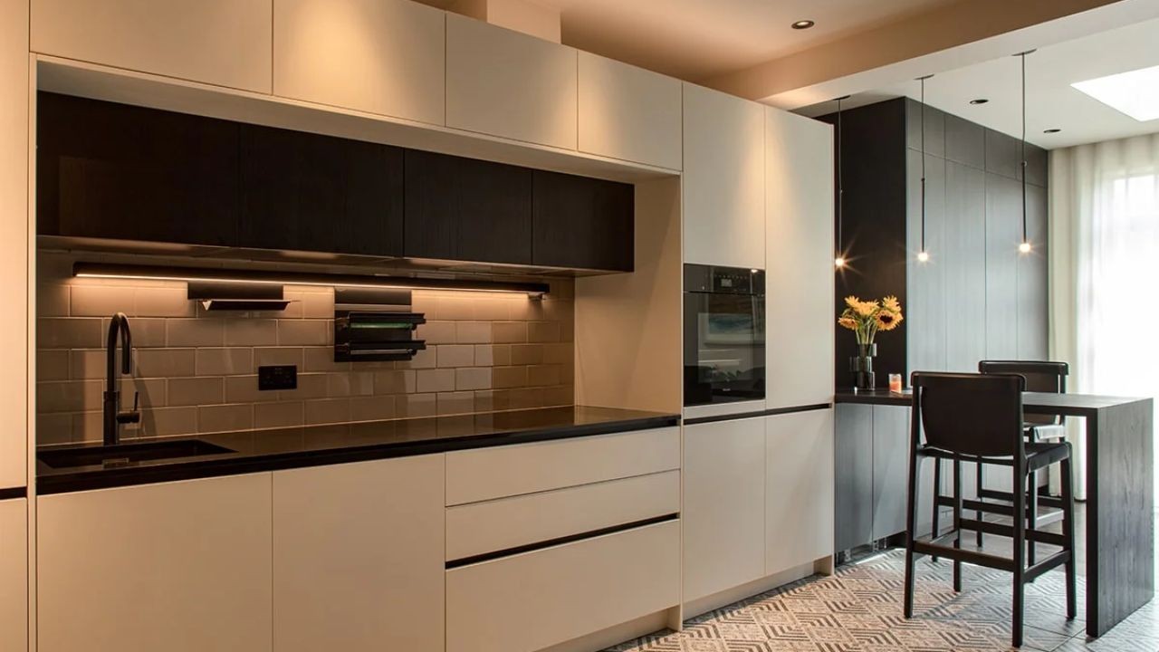 Luxury vs Budget Kitchen Appliances: Video Demonstrations for NZ Buyers