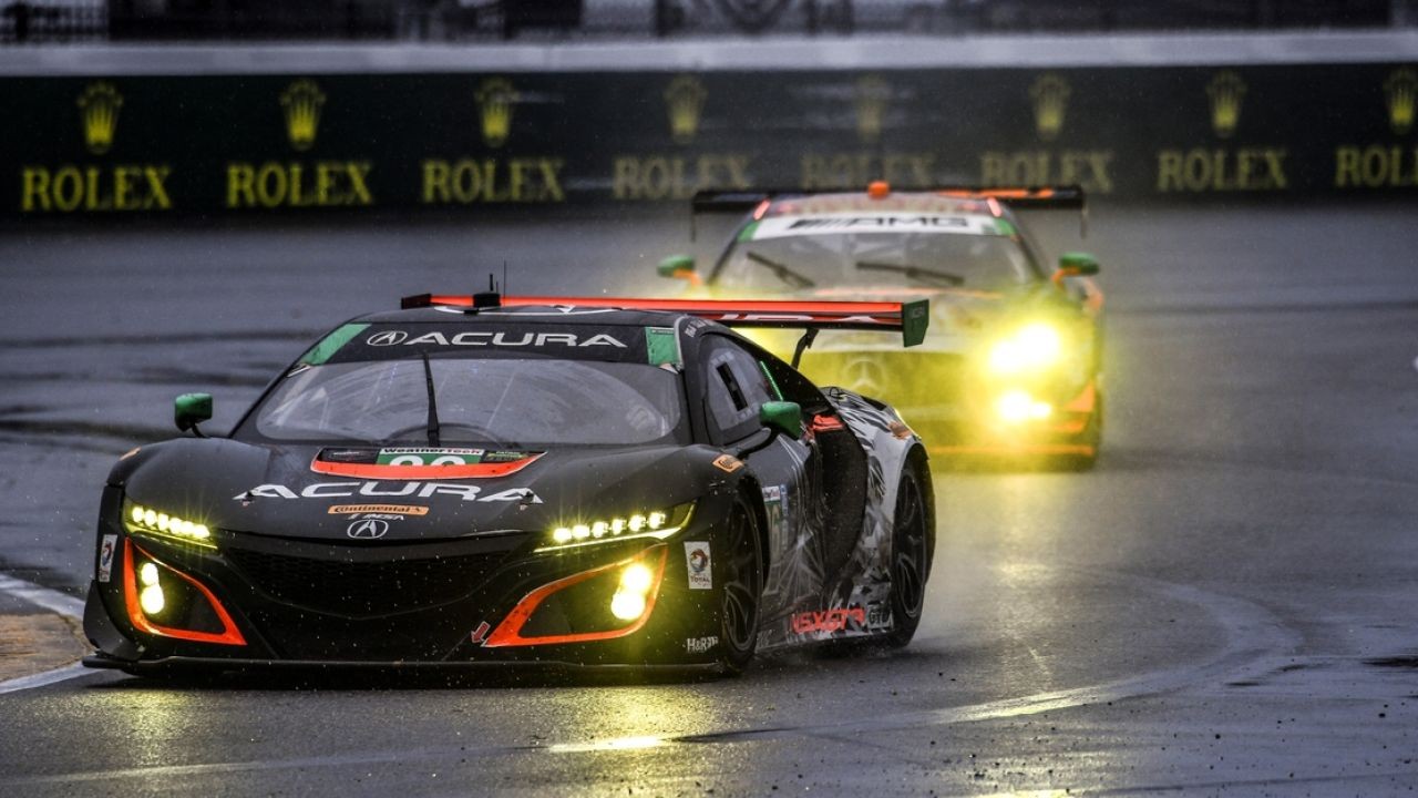 Performance Car Track Test Videos Engaging New Zealand Audiences