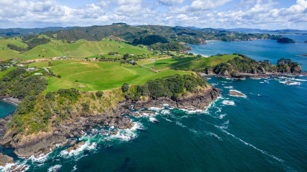 How Northland Property Videos Attract Retirees and Lifestyle Buyers