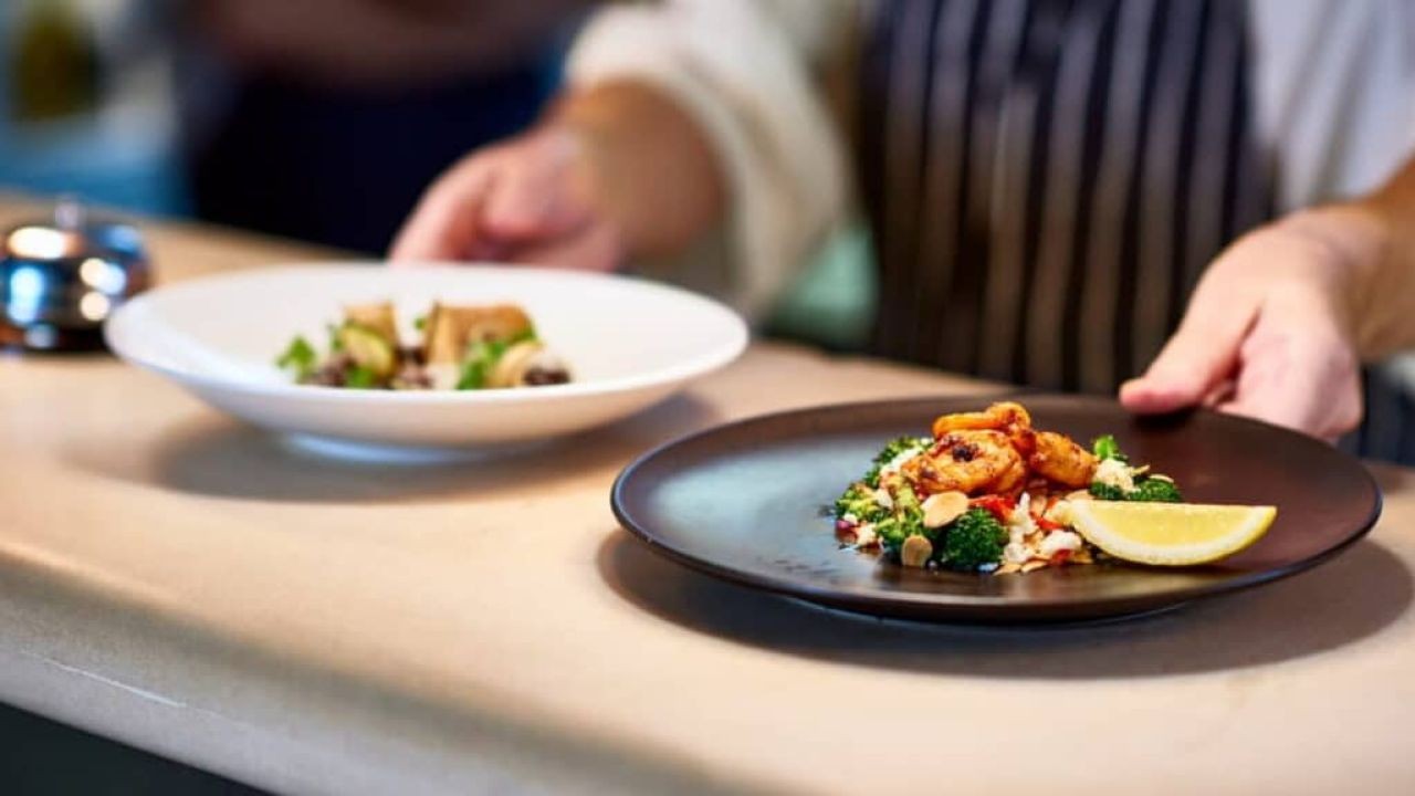 From Coffee Shops to Fine Dining: Local Hospitality Stories That Shine Online
