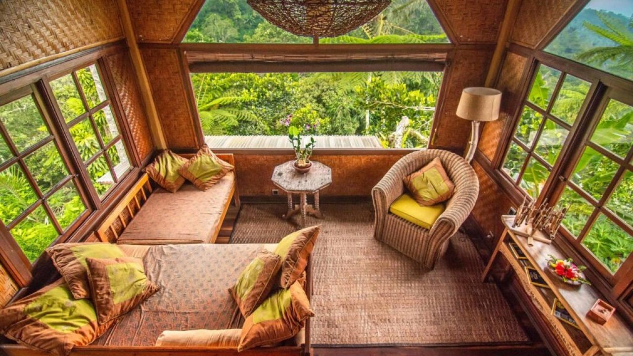 From Eco-Lodges to Local Cafés: How Video Supports NZ’s Sustainable Hospitality