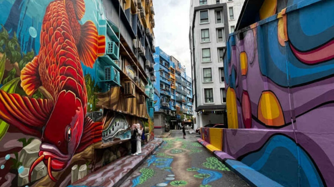 From Street Art to Theatre: Capturing NZ Culture on Video With Local Flavour