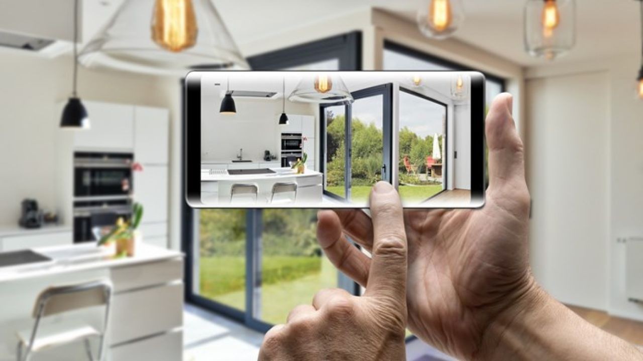 Why International Luxury Buyers Want Lifestyle Videos Alongside Property Tours