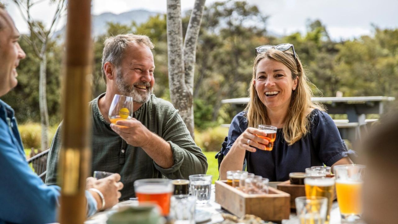 From Local Breweries to International Menus: How NZ Food Videos Attract Tourists