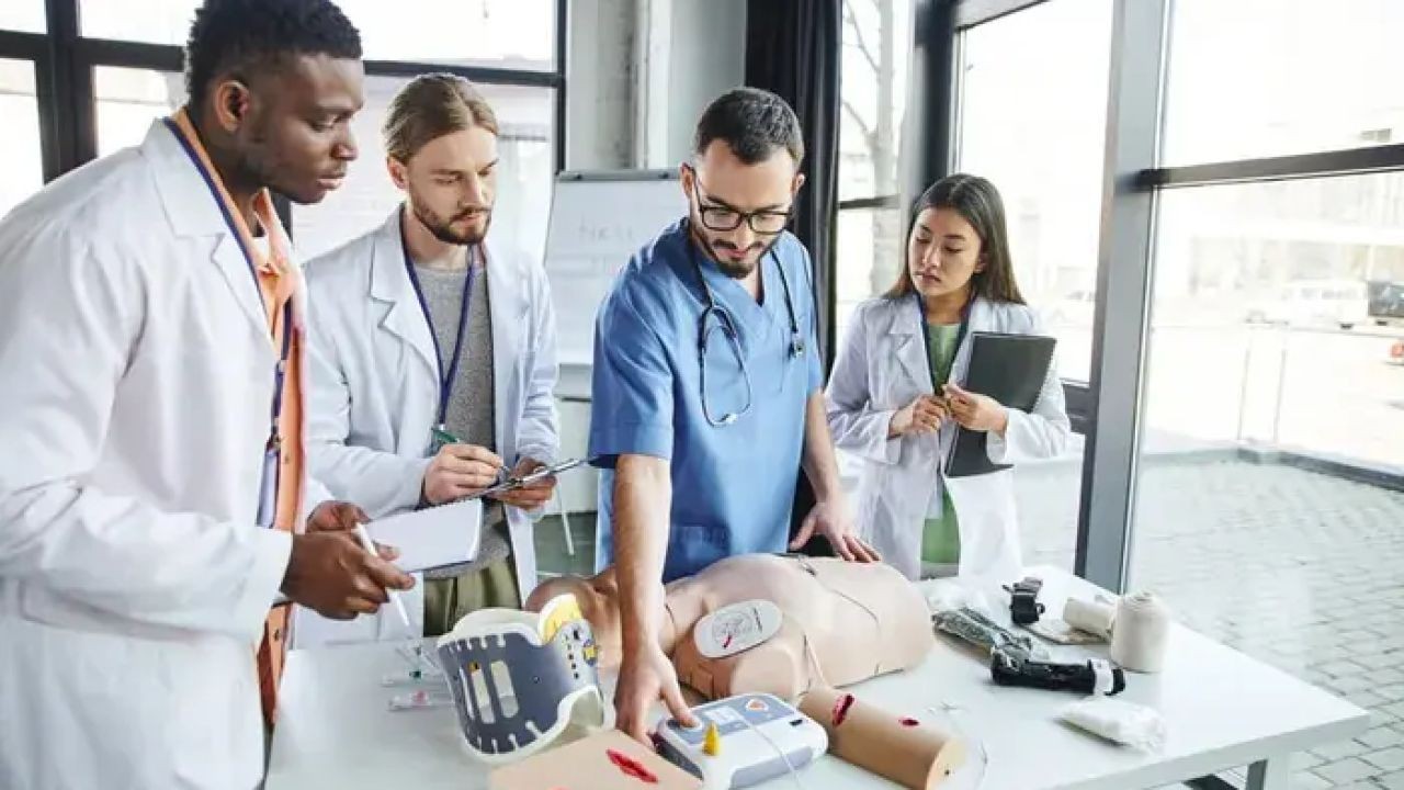 Why Nursing and Healthcare Training Videos Attract Kiwi Trainees