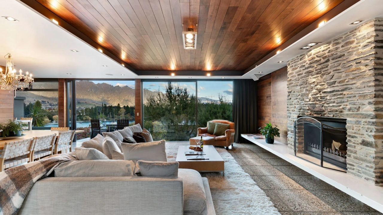 How Queenstown Real Estate Videos Attract Tourism-Driven Buyers