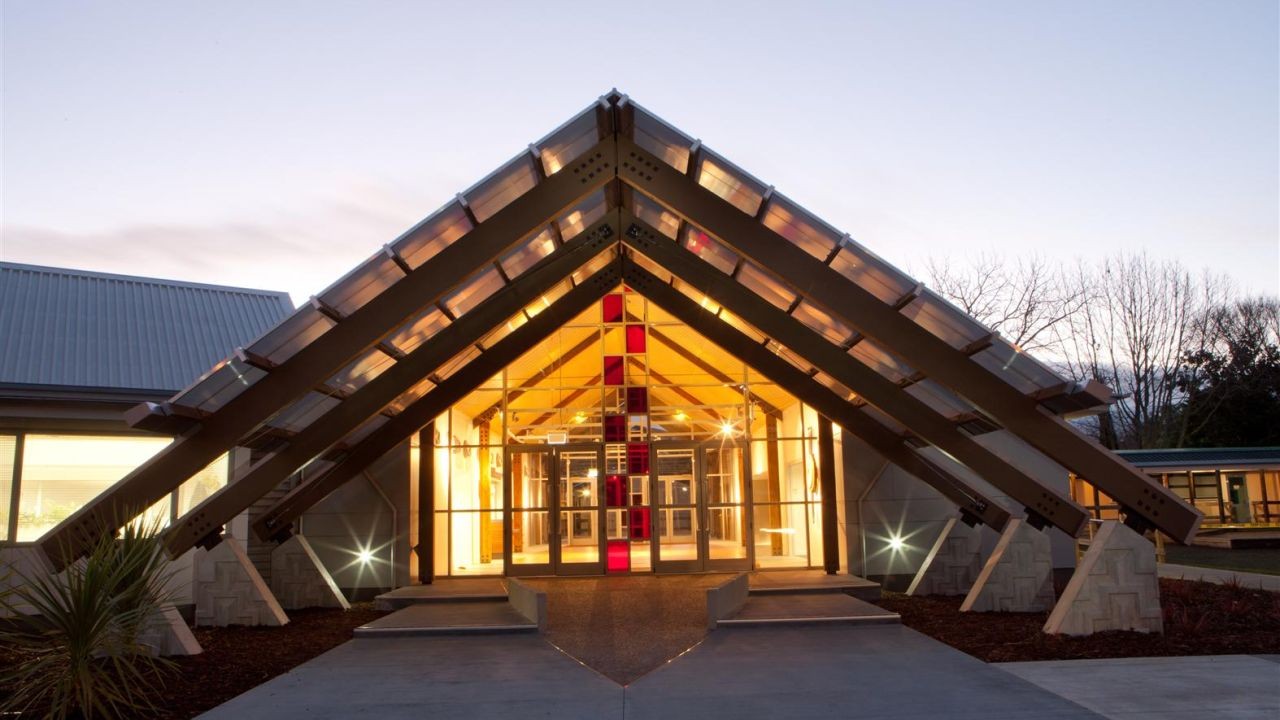 How New Zealand’s Focus on Maori-Inspired Architecture Sets It Apart Globally – Breaking Down What Matters Most