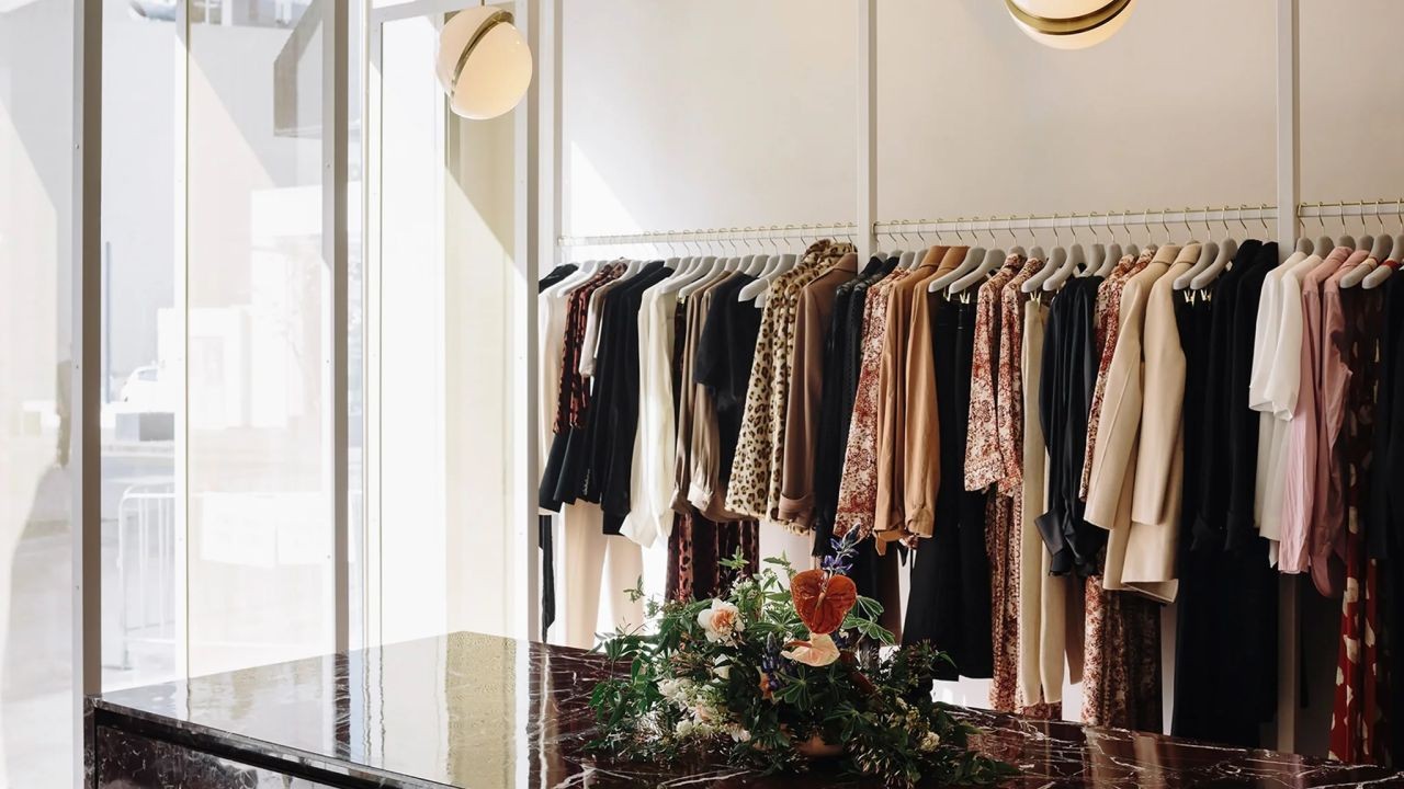 Video Ads That Showcase Hamilton Boutique Collections